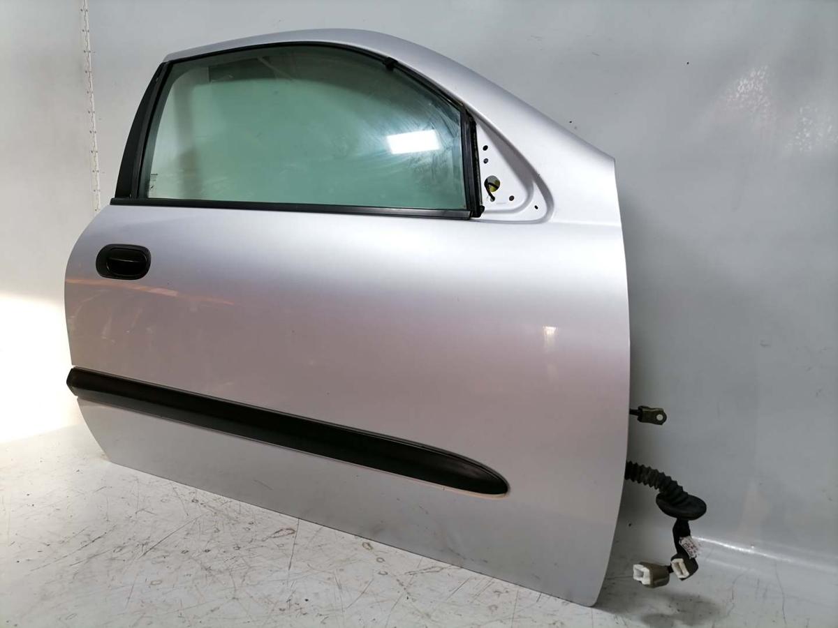 Nissan Almera N16 original T&uuml;r rechts KL0 Silber 3-T&uuml;rer Bj.2000